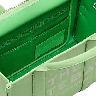 THE LEATHER MEDIUM TOTE BAG